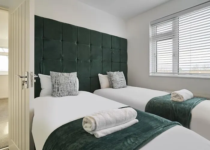 The Emerald - 6 Beds - Contractors - Free Parking Apartamento Bristol