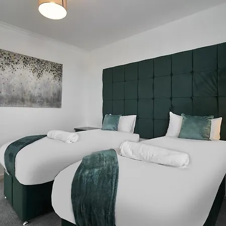 Appartement The Emerald - 6 Beds - Contractors - Free Parking *